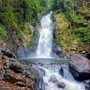 Paket Bogor Travel untuk Trekking Curug Cidurian